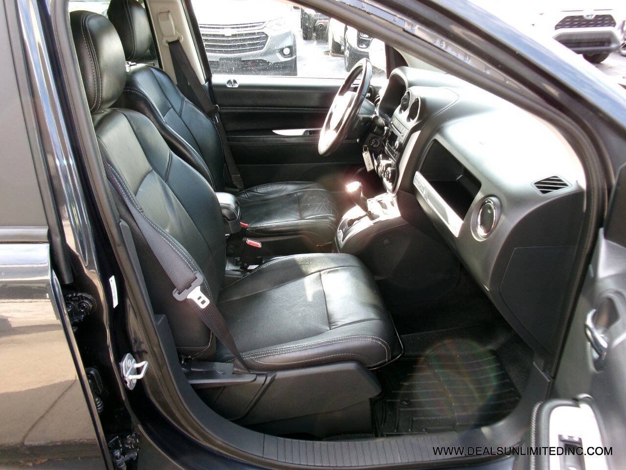 Used 2015 Jeep Compass High Altitude AWD/4WD image 20