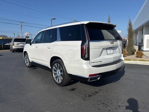 Used 2022 Cadillac Escalade Premium Luxury Platinum image 18