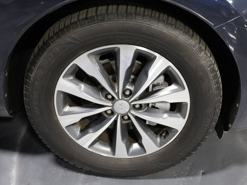 Used 2016 Kia Sedona SX FWD image 40