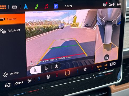 New 2025 Volkswagen ID. Buzz Pro S Plus image 19