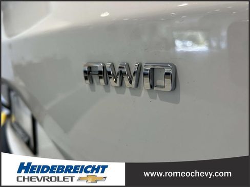 Used 2024 Chevrolet Blazer EV LT AWD/4WD image 36