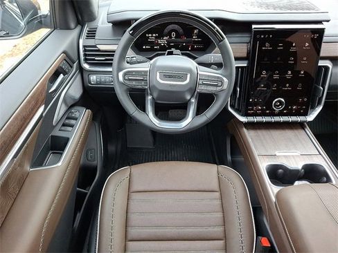 New 2026 GMC Acadia Denali Ultimate w/ LPO, Floor Liner Package image 8