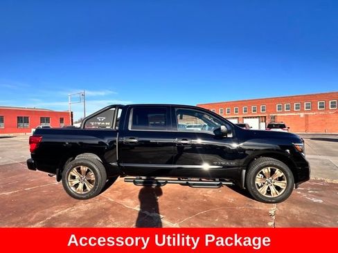 Certified 2024 Nissan Titan SV w/ SV Bronze Edition Package AWD/4WD image 5