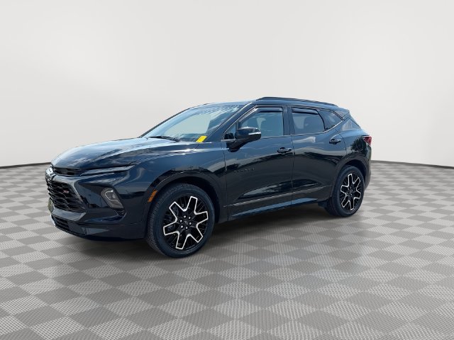 Certified 2024 Chevrolet Blazer RS w/ Driver Confidence II Package AWD/4WD image 7