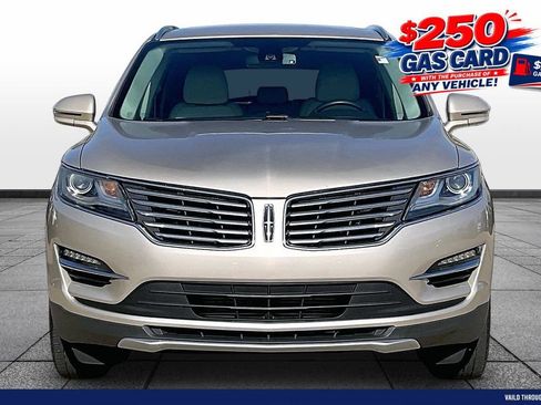 Used 2017 Lincoln MKC Select w/ Select Plus Package AWD/4WD image 3