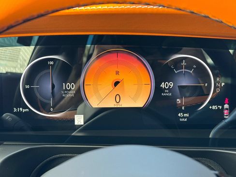 Used 2025 Rolls-Royce Ghost AWD/4WD image 24