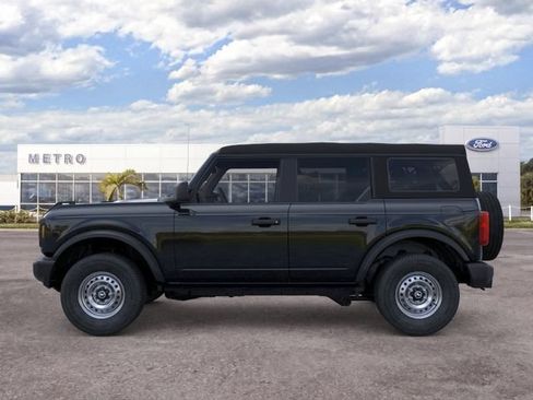 New 2026 Ford Bronco 4-Door AWD/4WD image 3