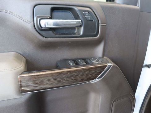 Used 2020 Chevrolet Silverado 1500 LT w/ All-Star Edition image 13