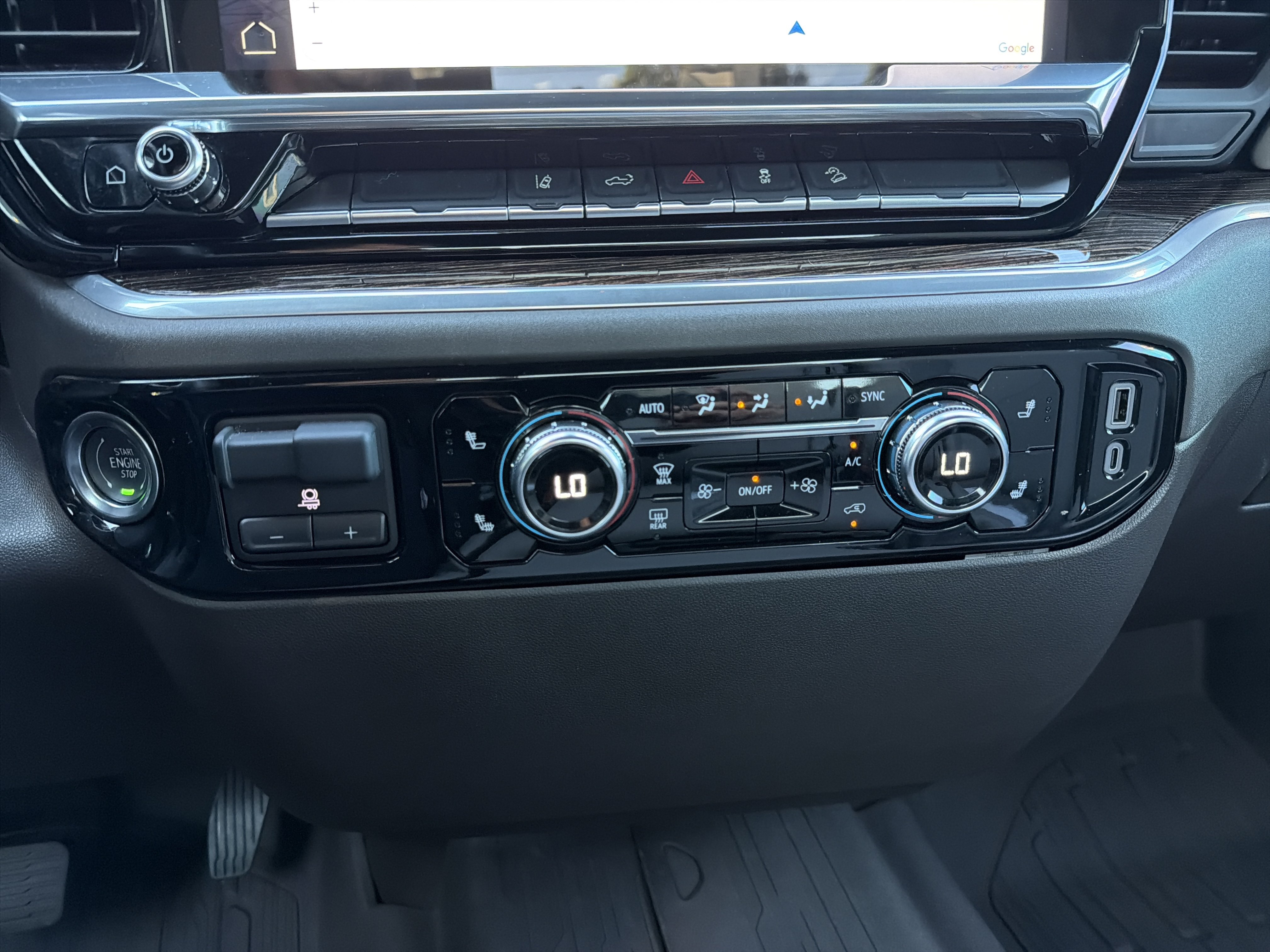 Used 2025 GMC Sierra 2500 SLE AWD/4WD image 29