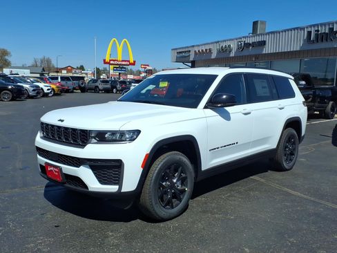 New 2026 Jeep Grand Cherokee L 4WD image 5