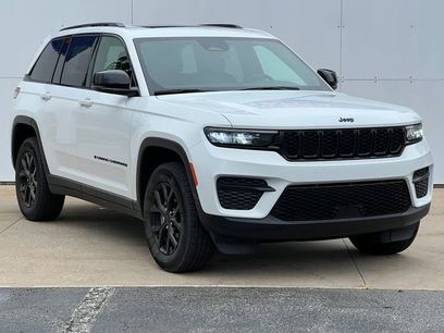 Used 2024 Jeep Grand Cherokee Altitude