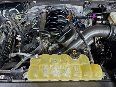 Used 2019 Ford F150 XLT image 27