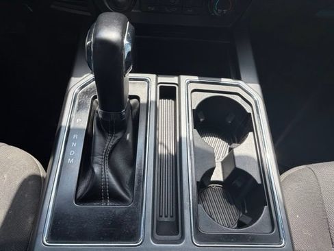 Used 2019 Ford F150 XLT w/ Equipment Group 302A Luxury AWD/4WD image 32