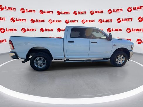 Used 2023 RAM 2500 Big Horn w/ Level 1 Equipment Group image 9