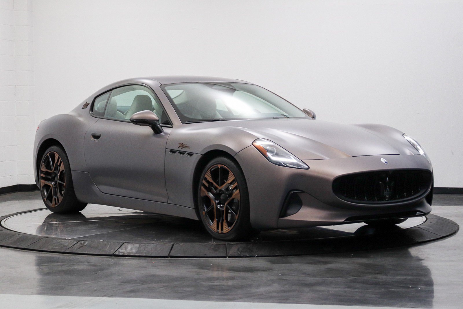 Used 2025 Maserati GranTurismo Folgore AWD/4WD image 8