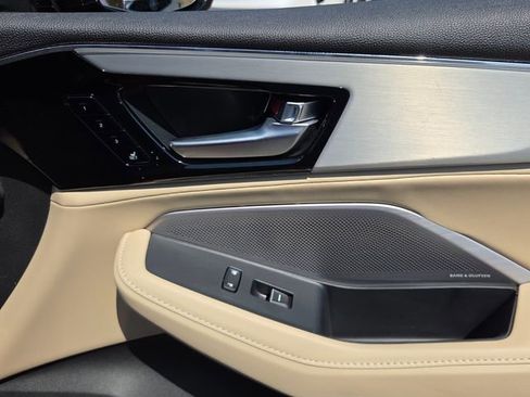 Certified 2025 Acura MDX SH-AWD w/ Technology Package image 13