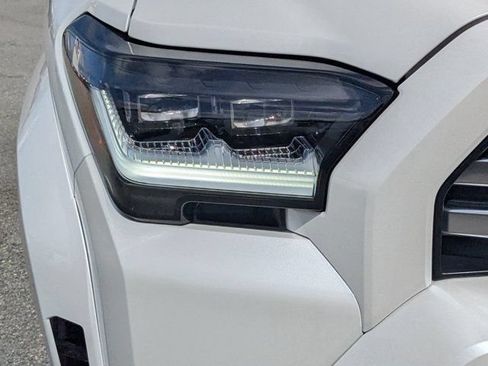 New 2026 Toyota 4Runner Limited AWD/4WD image 9