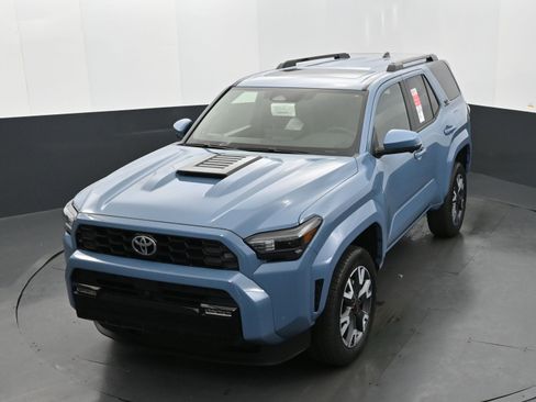 Used 2025 Toyota 4Runner TRD Sport Premium AWD/4WD image 27