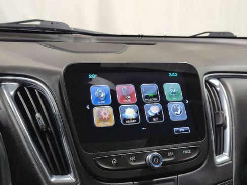 Used 2018 Chevrolet Malibu Premier w/ Premier Sun and Wheel Package image 30