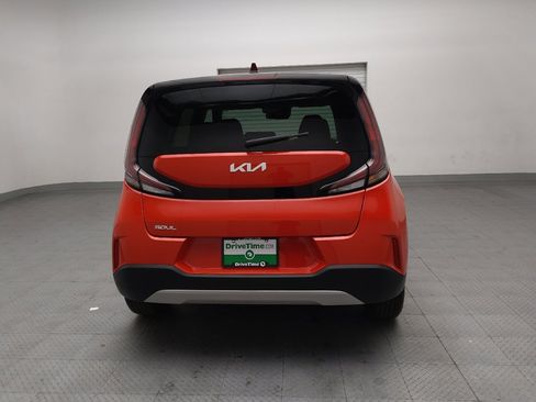 Used 2024 Kia Soul LX w/ Option Group 015 image 7