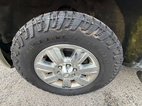 Used 2012 Ford F150 XLT w/ XLT Chrome Pkg image 18