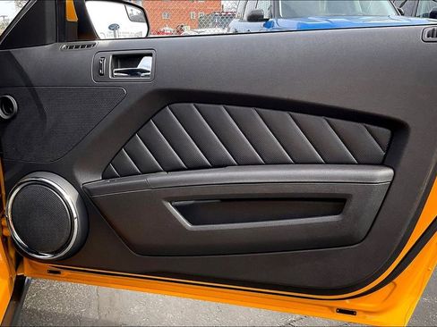 Used 2011 Ford Mustang GT Premium w/ GT Coupe Accessory Pkg 5 image 21