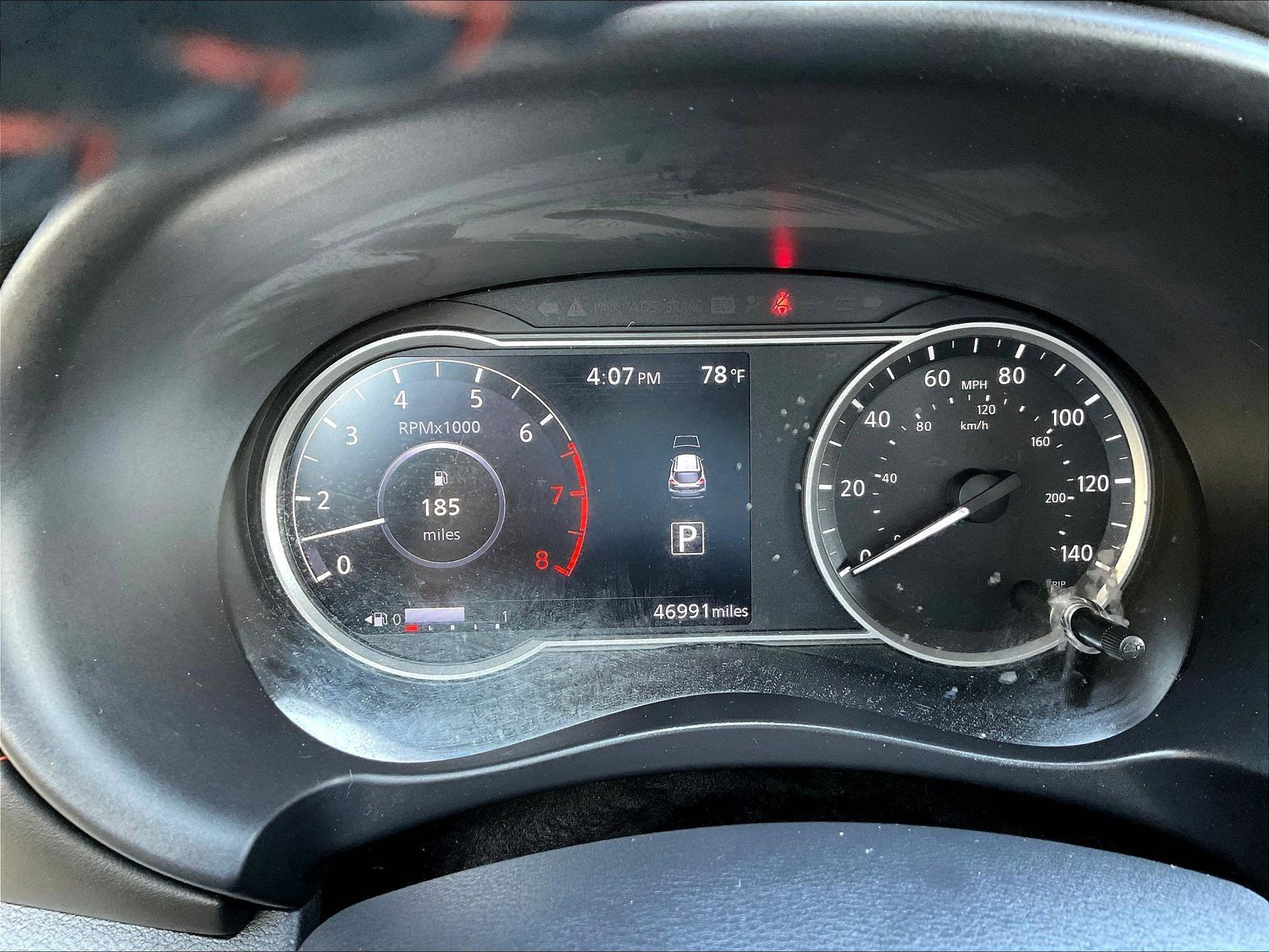 Certified 2019 Nissan Kicks SR w/ SR Premium Package FWD image 15