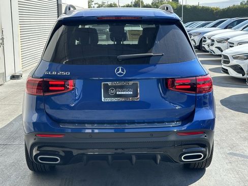 Used 2024 Mercedes-Benz GLB 250 image 9