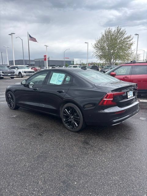 Used 2024 Volvo S60 B5 Plus AWD/4WD image 6