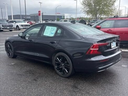 Used 2024 Volvo S60 B5 Plus AWD/4WD image 6