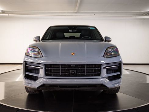 Certified 2026 Porsche Cayenne Coupe AWD/4WD image 10