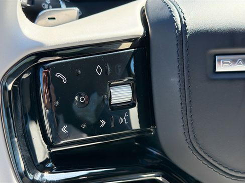 Used 2024 Land Rover Range Rover Velar Dynamic SE image 37