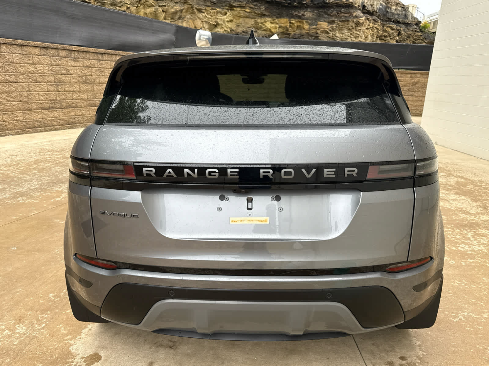 Used 2026 Land Rover Range Rover Evoque S AWD/4WD image 4