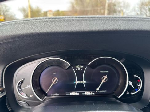 Used 2018 BMW M550i xDrive AWD/4WD image 26