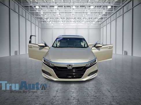 Used 2019 Honda Accord EX image 5