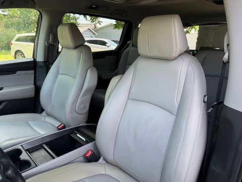 Used 2019 Honda Odyssey EX-L image 12