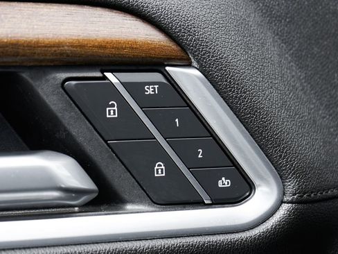 Used 2024 Chevrolet Silverado 2500 High Country w/ High Country Premium Package image 17