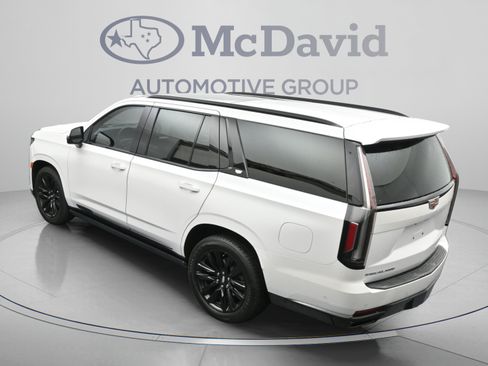 Used 2023 Cadillac Escalade Sport Platinum AWD/4WD image 47