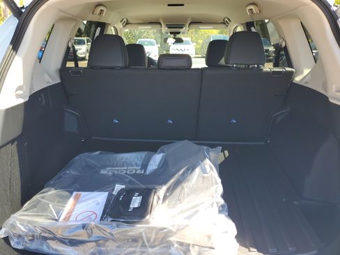 New 2026 Nissan Rogue SV AWD/4WD image 8