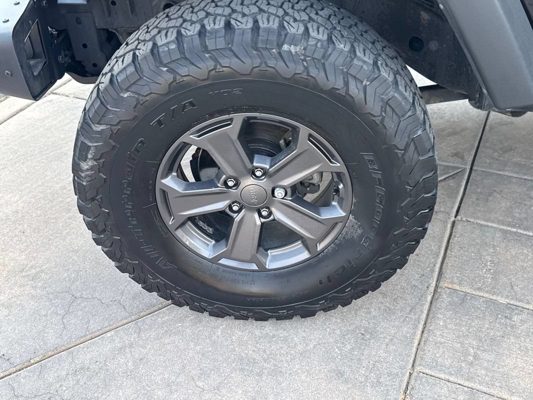 Used 2018 Jeep Wrangler Unlimited Rubicon AWD/4WD image 11