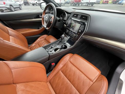 Used 2019 Nissan Maxima Platinum w/ Reserve Package image 41