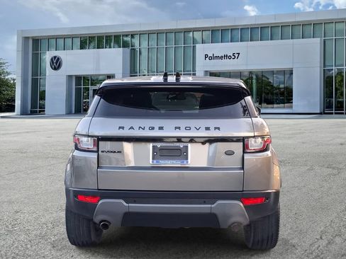 Used 2019 Land Rover Range Rover Evoque SE AWD/4WD image 5