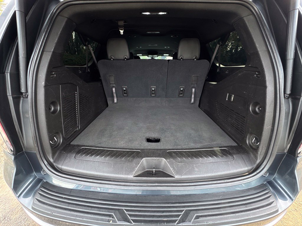 Used 2021 Chevrolet Suburban LT AWD/4WD image 11