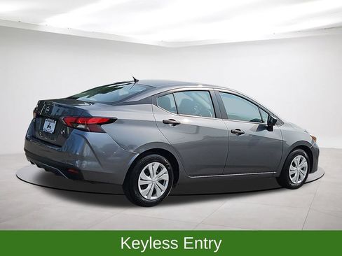 Used 2025 Nissan Versa S FWD image 7