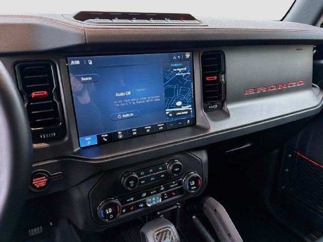 New 2026 Ford Bronco Raptor w/ Interior Carbon Fiber Pack AWD/4WD image 32