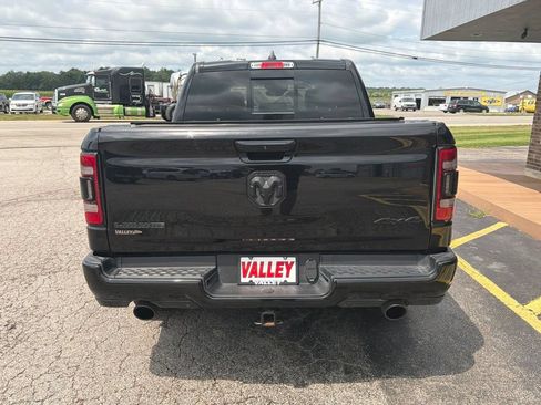 Used 2024 RAM 1500 Laramie AWD/4WD image 7