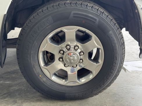 Used 2018 RAM 2500 Big Horn AWD/4WD image 30