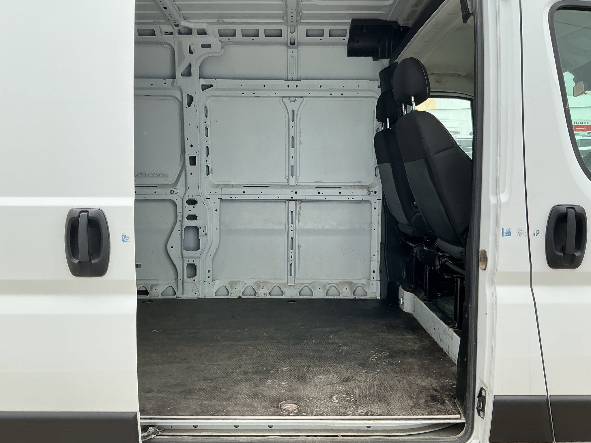 Used 2023 RAM ProMaster 2500 FWD image 24