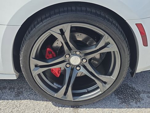 Used 2021 Chevrolet Camaro SS RWD image 12