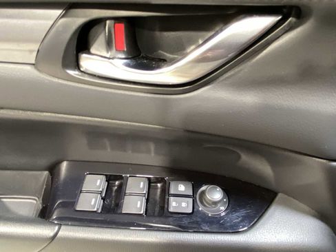 Used 2020 MAZDA CX-5 Touring image 23
